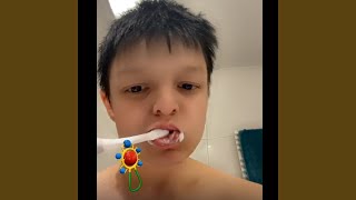 żelki, cola i tosty Music Video