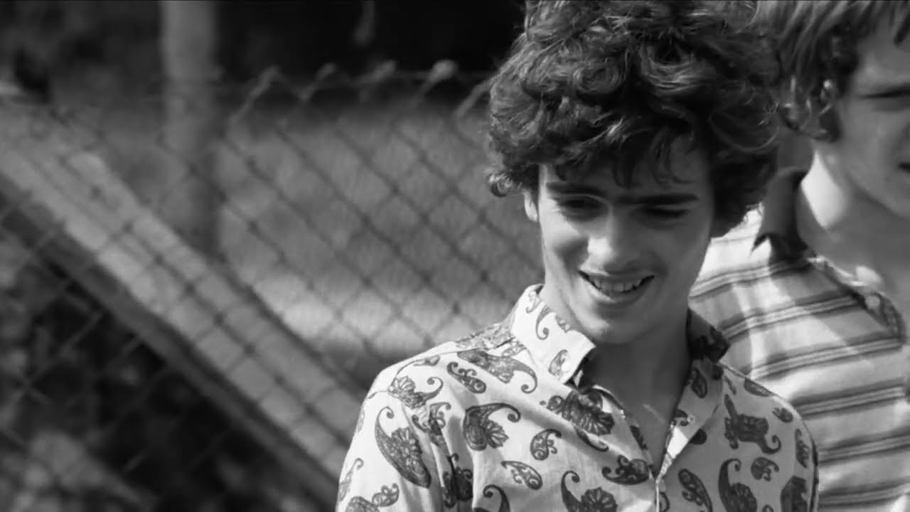 A sípoló macskakő - Előzetes