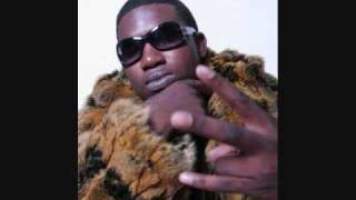 GUCCi MANE-i THiNK i WANT HER{WiTH lYRiCZ iN DESCRiPtiOn}.