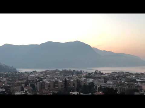 スイス中学留学：寄宿舎タシス(TASIS)のあるルガーノの朝焼け【スイス留学.com】