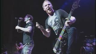 Atreyu - Falling Down at 97X NBT 8