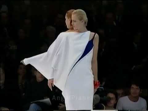 47. Thierry Mugler Spring-Summer 1999 (2) with Radana Kasparova and Diana Petra