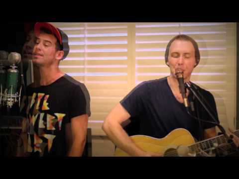 Ellie Goulding - Lights - Live Acoustic/Beatbox Cover by Jameson Bass & Brad Kirsch