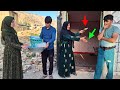 Kind Hands Did Ruhollah And Zahra Accept The Help Of Mother And Son