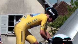 preview picture of video 'Bradley Wiggins & Cadel Evans (Arc-et-Senans 2012)'