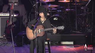 Linda Perry Performs &quot;Beautiful&quot; and &quot;Not My Plan&quot; at the 2020 She Rocks Awards