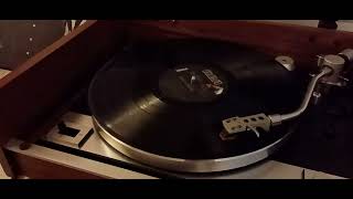 DARYL HALL AND JOHN OATES/DON&#39;T CHANGE/ WHY DO LOVERS BREAK EACH OTHER&#39;S HEART.