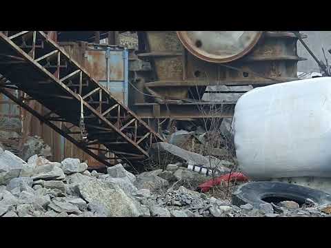 Norwegian rock crusher in action. Skoda 1000×660 og Svedala R60×30
