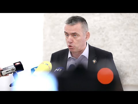 Stipo Mlinarić: "Tog gospodina Pavla Vujnovca nisam vidio ni na slici, kamoli uživo"