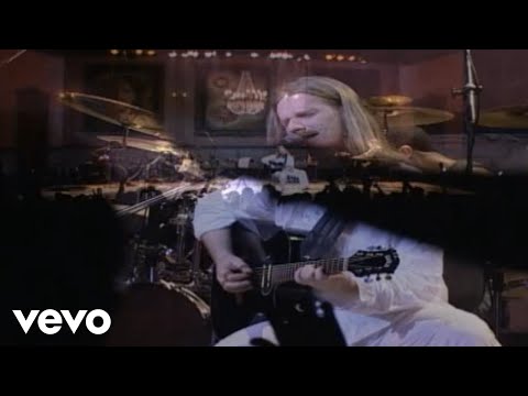 Video thumbnail for Terra de Gigantes/Quanto Vale a Vida [Ao Vivo 10.000 Destinos]