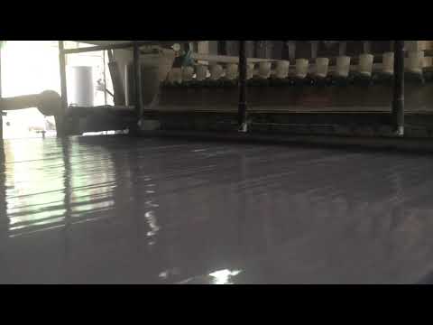 Paper Machine Hydraulic Headbox in operation