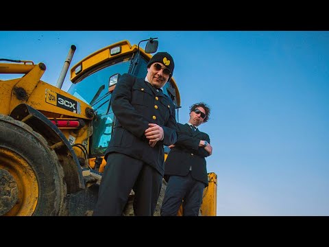 Ajs Nigrutin & Smoke Mardeljano - Umro je trep [Official Music video]