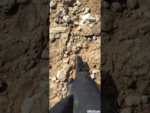 اليوم انا بي مكان كتير حلو و هادئ مافي احلى من شاطئ بحر.