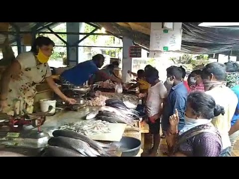Public Rush Nehru Bazar For Non-Vegetarian in Visakhapatnam,Vizagvision