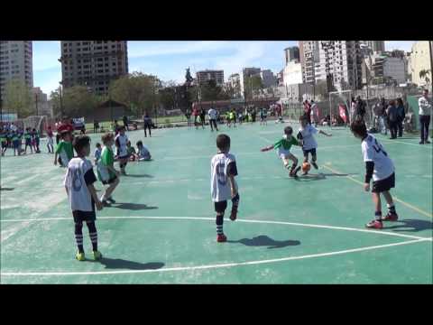 Fútbol de 3ro Euskal Echea Capital en Ferro 20161001