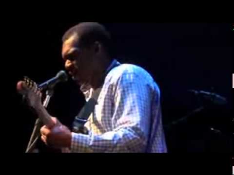 Videoclip de It Doesn't Show — Robert Cray