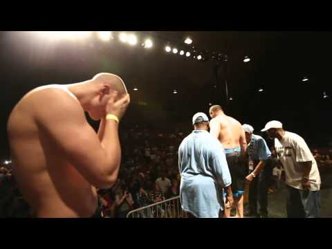 UFC Live: Barry vs Struve Weigh In Highlight