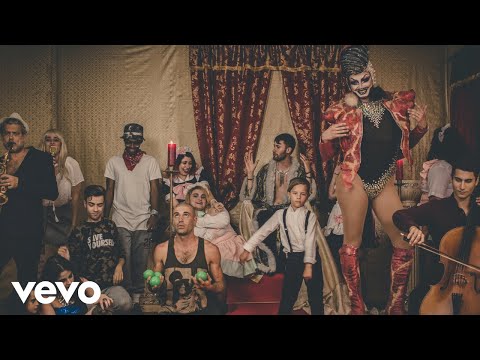 download lagu mp3 mp4 Jean Blazer, download lagu Jean Blazer gratis, unduh video klip Jean Blazer