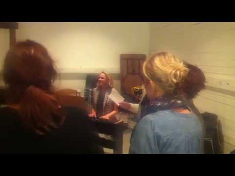 Susi Hyldgaard og Ballerup kor prøve2