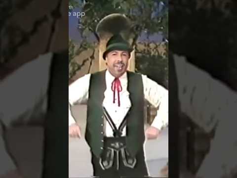 Andrew Tate The Yodeling Fool #california #andrewtate #tiktok #fun #vibes #viral #mood #monday