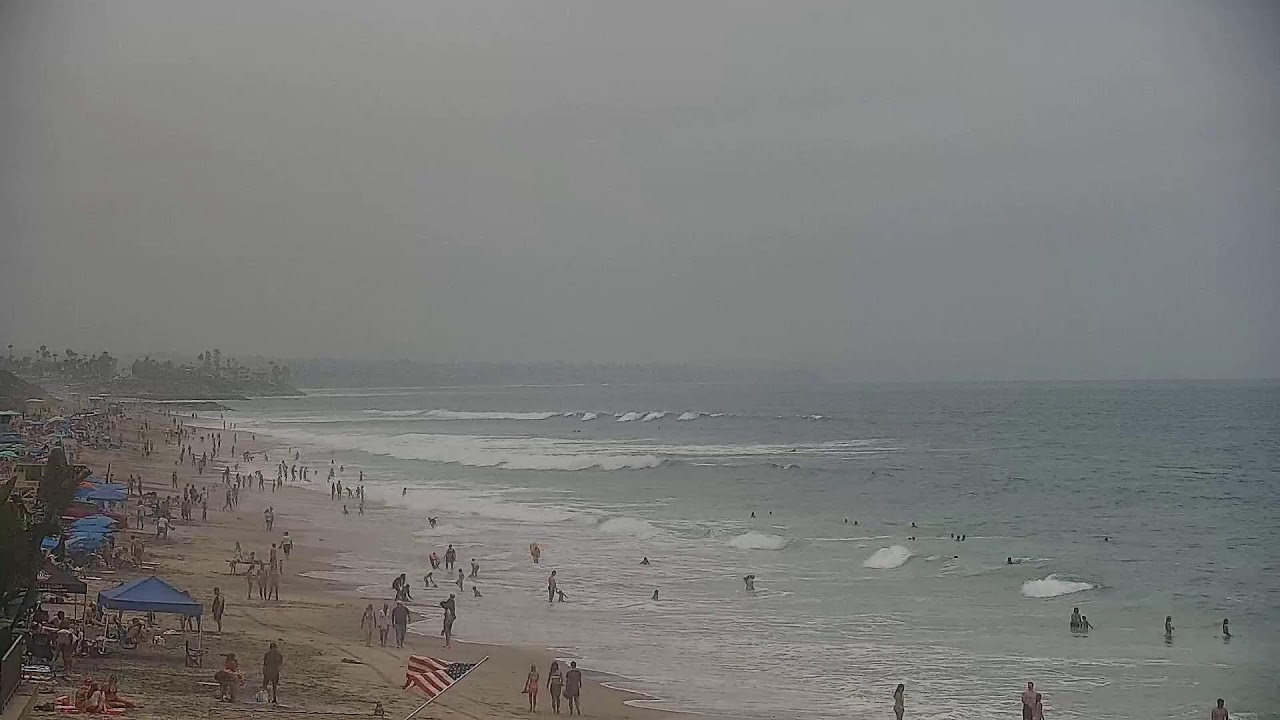 Live webcam view of Carlsbad State Beach Pacific Surf