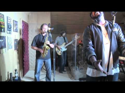 Rufus: Signed, Sealed, Delivered (W/O Intro) - Live Performance