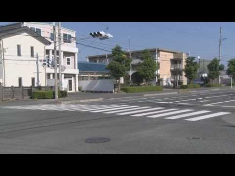 YouTube Video 横断歩道を歩いていた７０代女性が車にはねられ意識不明の重体　車を運転していた40代の男を逮捕　浜松市中央区