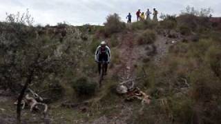 preview picture of video 'Bajada a la cañada del barranco del cerro El Oficio.MPG'
