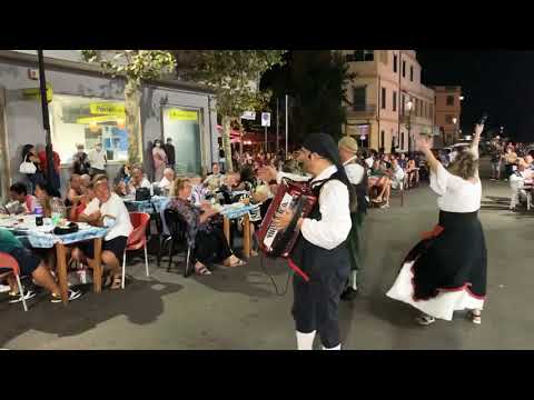 Stornelli maliziosi a Ladispoli - www.stornellatori.it