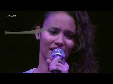 Mayra Andrade - Isolada (Hommage a Cesaria Evora - Festival d'Ile de France 2012)