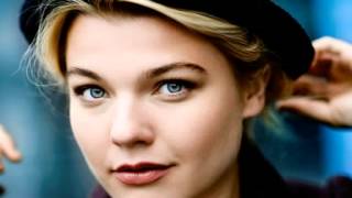 Charley Ann Schmutzler - Blue Heart - Begleitinstrumental