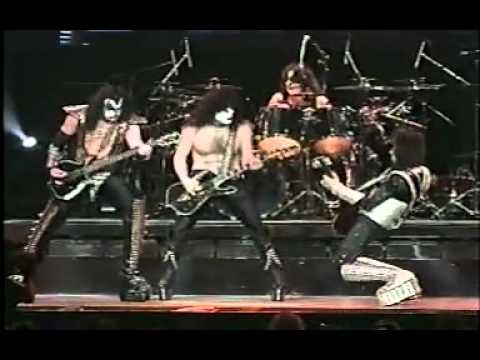 Kiss Madison Square Garden 1996 Reunion Tour Black Diamond (HD)