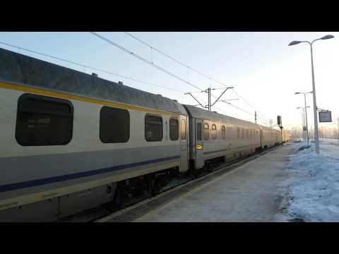 EP09-007 + IC MATEJKO z Przemyśla Gł. do Świnoujścia wjeżdża na dworzec Rzeszów Główny 30.01.2017