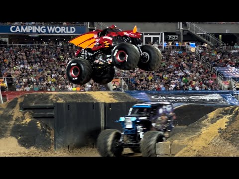 Monster Jam World Finals 21 - Racing Orlando 2022