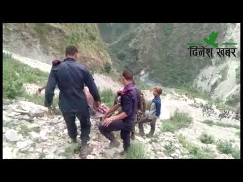 जीप दुर्घटनामा १० जनाको मृत्यु भएपछि बझाङका दुई गाउँ शोकमा