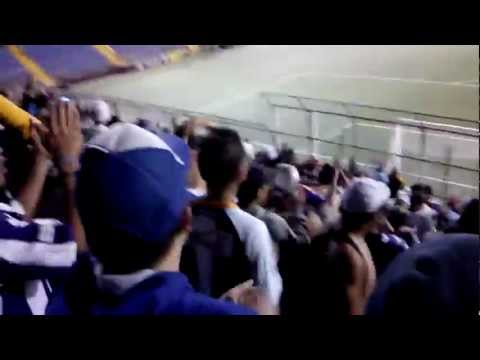 "Ultra Morada - Con esta hinchada loca..â™ªâ™«â™ª" Barra: Ultra Morada &bull; Club: Saprissa
