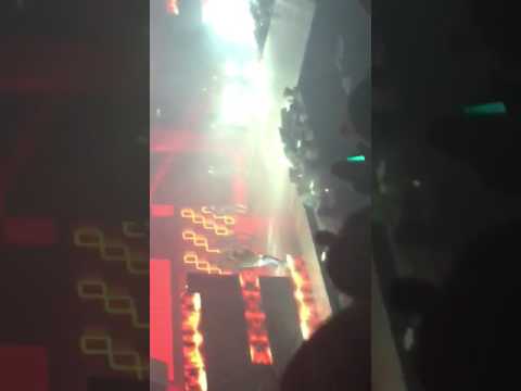 SHINee World V 20170520- Sherlock