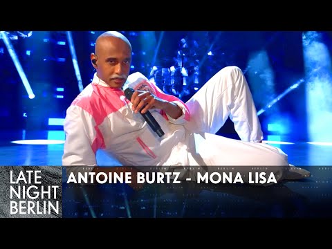 Antoine Burtz überrascht mit Performance seines neuen Songs "Mona Lisa" | Late Night Berlin