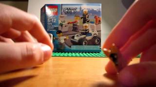 preview picture of video 'Lego City Police Minifigure Collection 7279: Review'