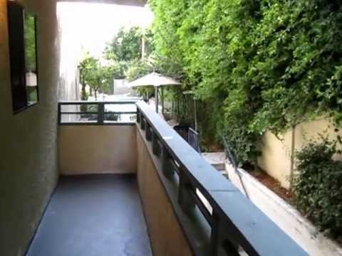 PL2377 - Valley Glen Apartment For Rent (Los Angeles, CA).