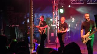 The Menzingers - Lookers (live at 2000trees festival - 8th July 17)