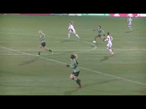 13-12-2022 1e helft competitie wedstrijd ajax vr--pec zwolle vr  1-0