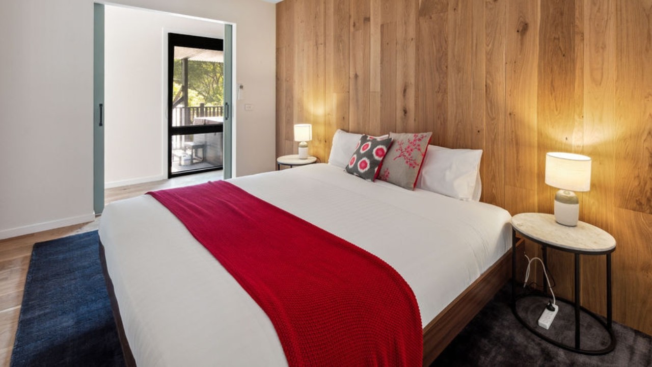 Watch our Luxury Couples Retreat Video