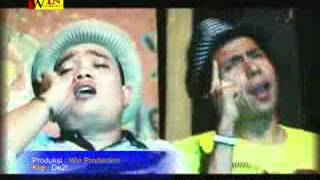 Download lagu Dhany Karuak & Mak Itam _ Talambek Manyasa mp3 Download lagu Dhany Karuak & Mak Itam _ Talambek Manyasa mp3