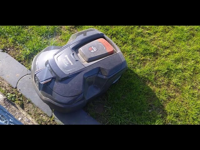 Husqvarna Automower 310 Modell 2017 1000 m buy at Galaxus