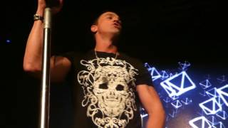 Shannon Noll singing &quot;Everybody Needs a little Help&quot; @ Trax 12.5.17