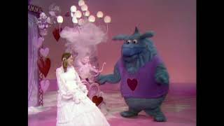 Muppet Songs: Mia Farrow and Thog - Real Live Girl