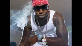 Gucci Mane ft. Frenchie , Waka Flocka Flame , Woah Da Kid - Competition (New Music March 2010)