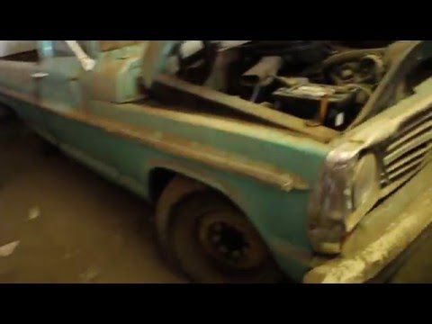 Old Start Cold Start Ford F-250 (1969) Sat 8 Years