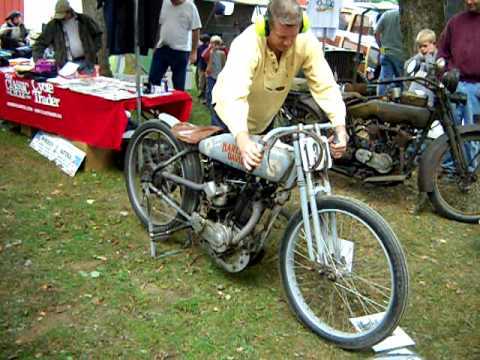 Dave Fusiak starting his Harley-Davidson board tracker